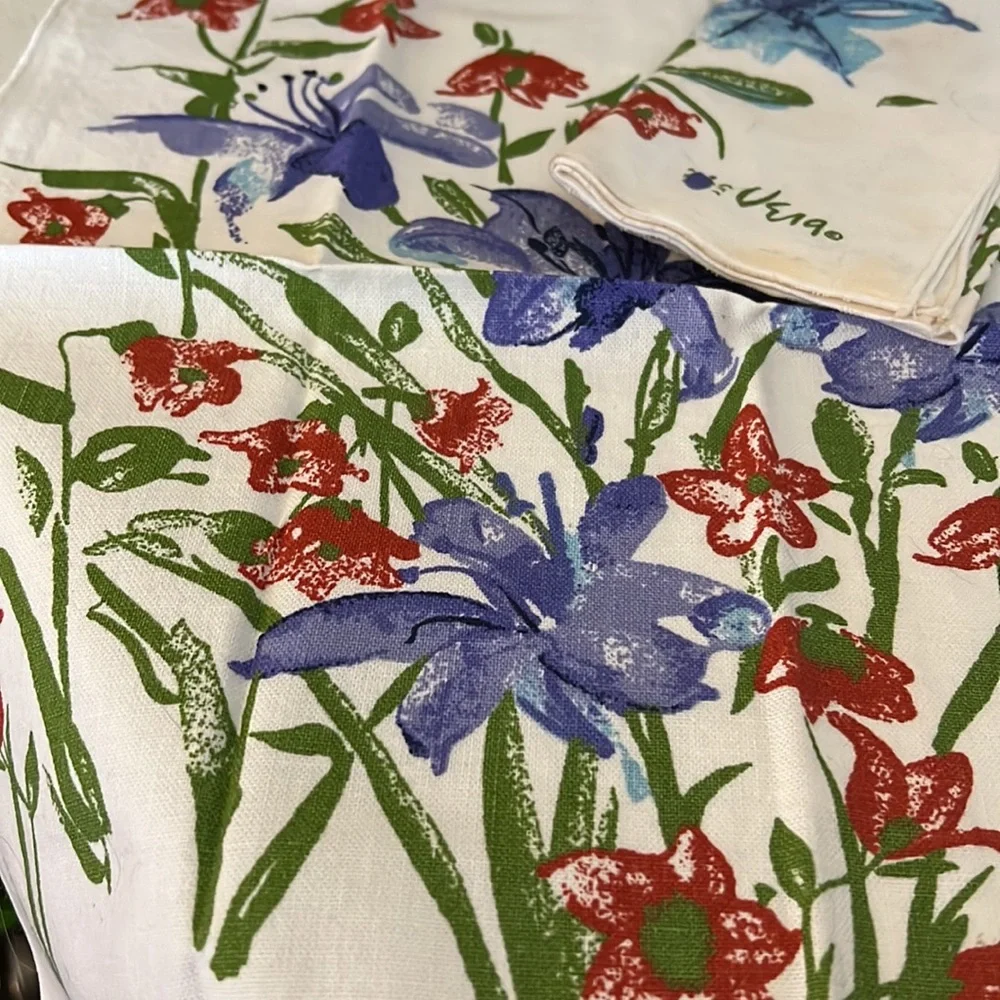 3 MCM Vintage Vera Neumann Lilly napkins 16” x 16”